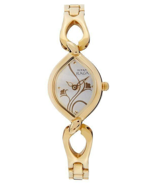 Titan Analog Silver Dial Women's Watch bqu5q7-dm