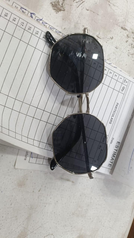 Suga Octagon Round Black Sunglass bqu5q7-dm