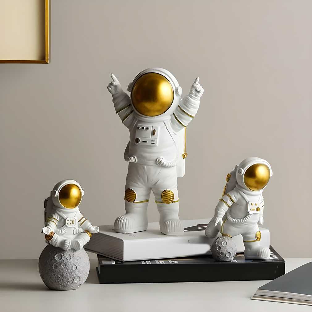 Astronaut Spaceman Statue Ornament Home Office Desktop Figurine Decors Set of 3 - Golden bqu5q7-dm